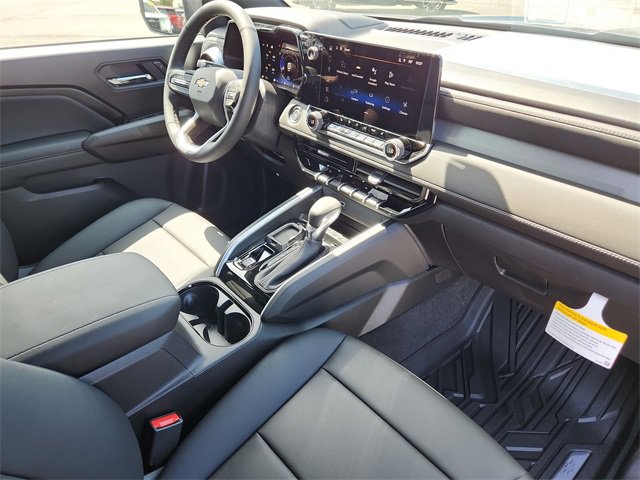 2026 Chevrolet Colorado LT photo 16