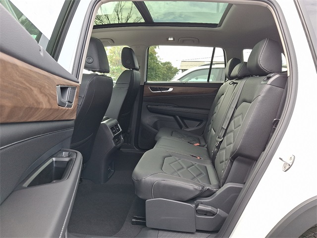 2026 Volkswagen Atlas SE Technology photo 4