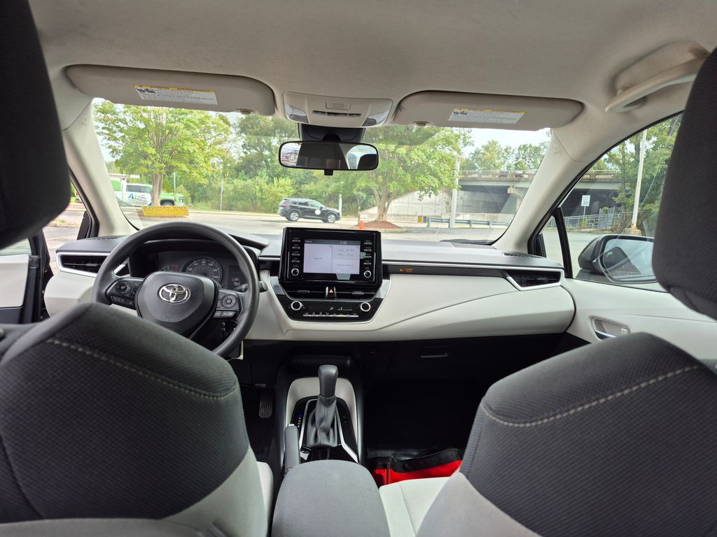 2020 Toyota Corolla L photo 11