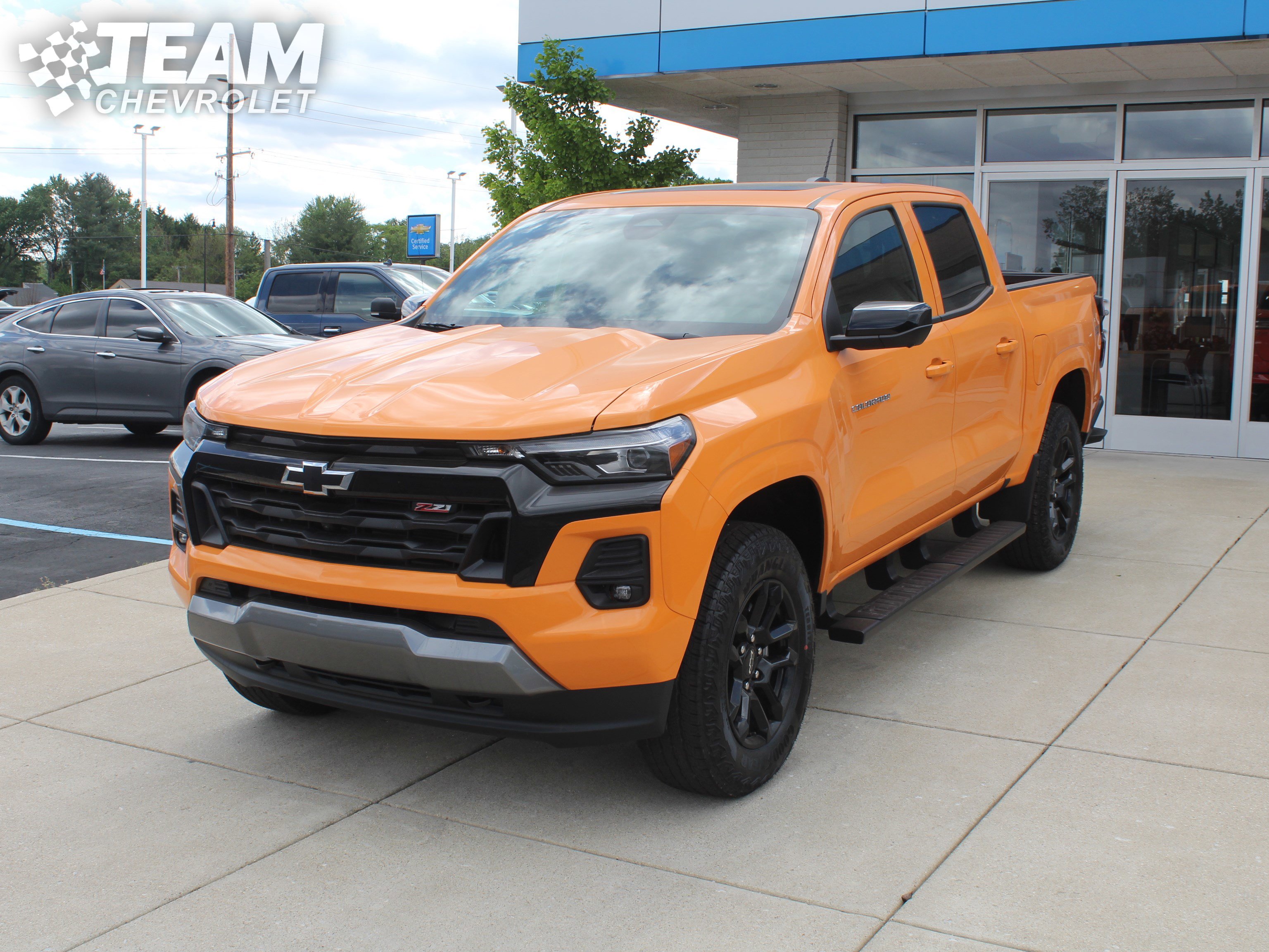 2025 Chevrolet Colorado Z71 photo 6