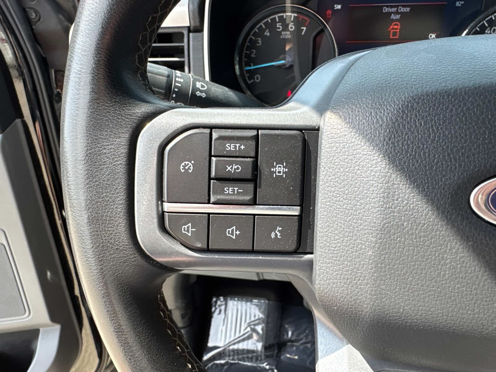 2023 Ford F-150 XLT photo 20