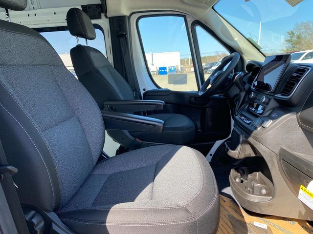 2025 Ram ProMaster 3500 Window Van photo 5