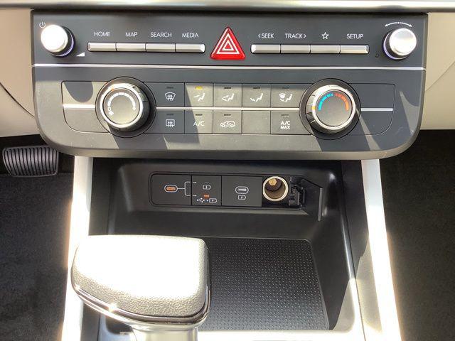 2025 Hyundai Tucson SE photo 31