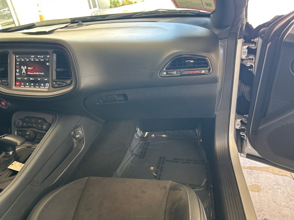 2023 Dodge Challenger R/T Scat Pack photo 22