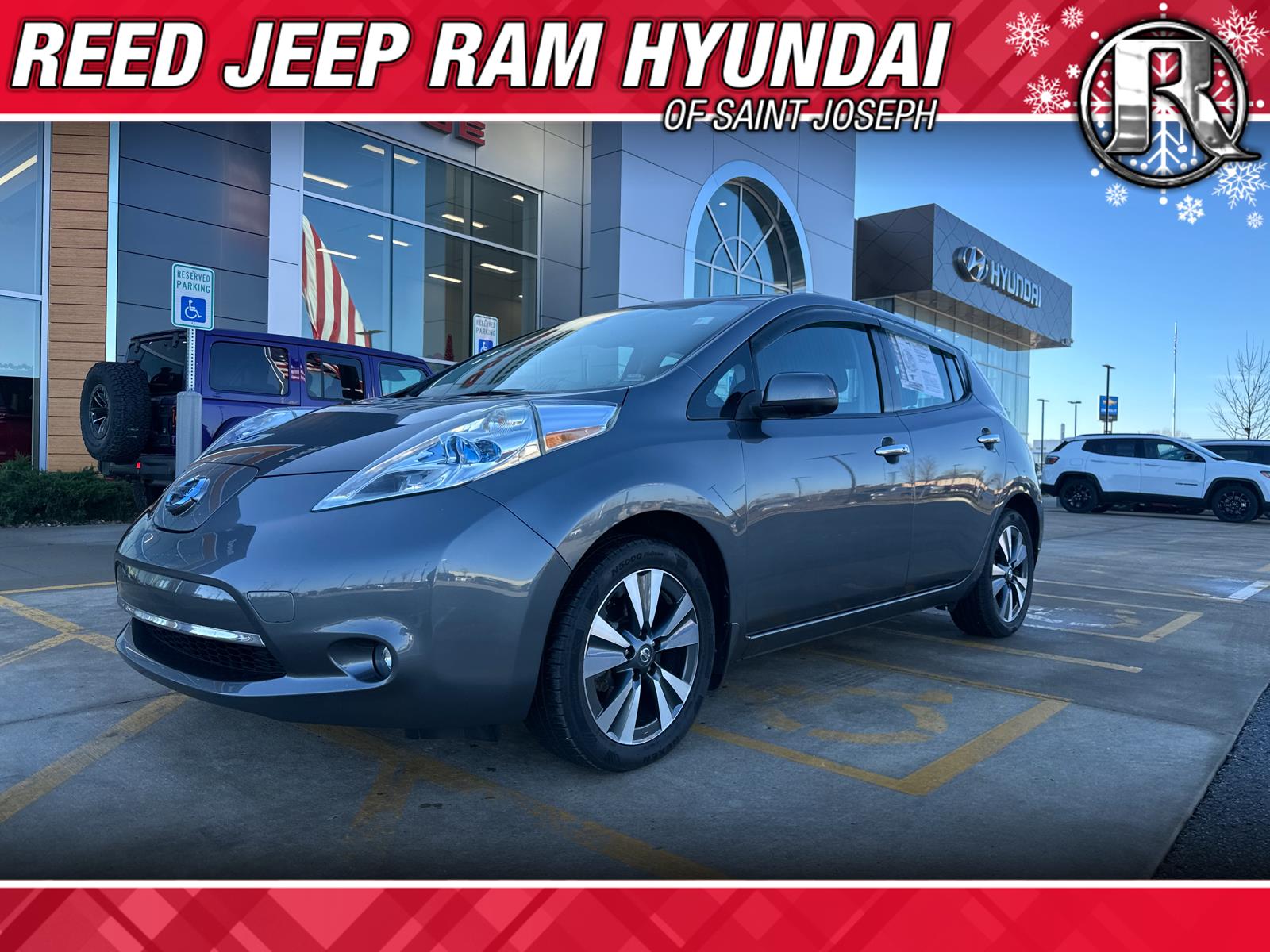 2017 Nissan LEAF SL's photo