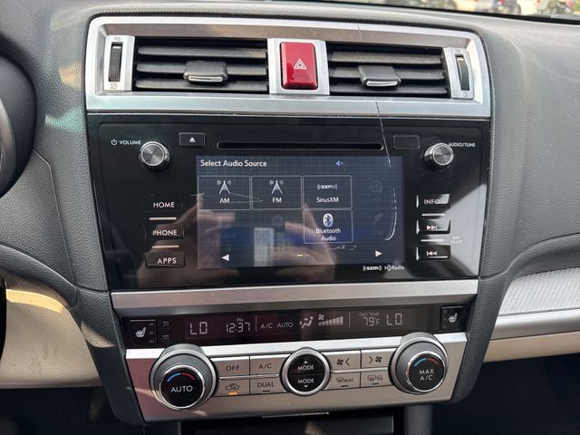 2017 Subaru Outback 2.5i Premium photo 17