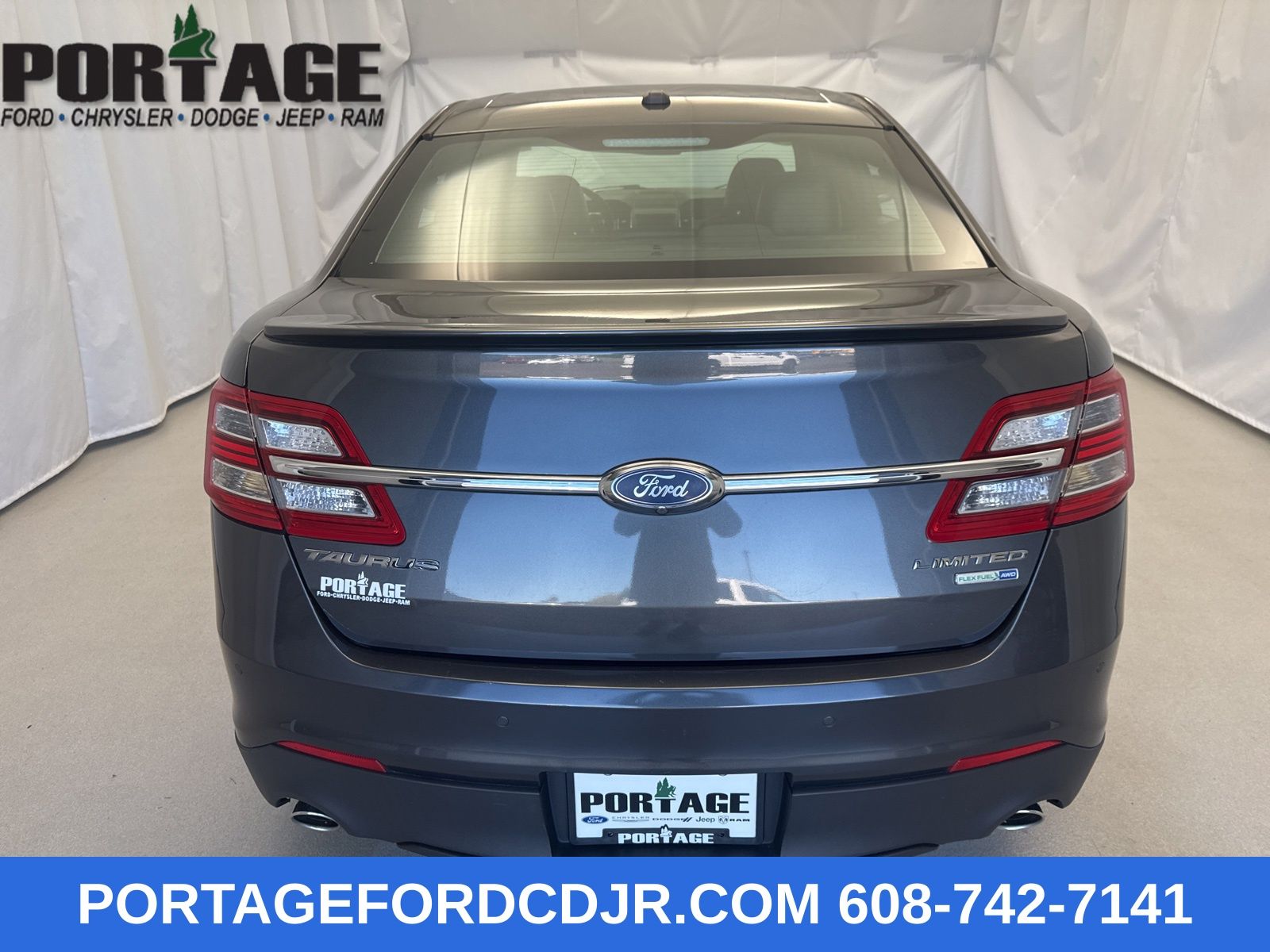 2018 Ford Taurus Limited photo 3