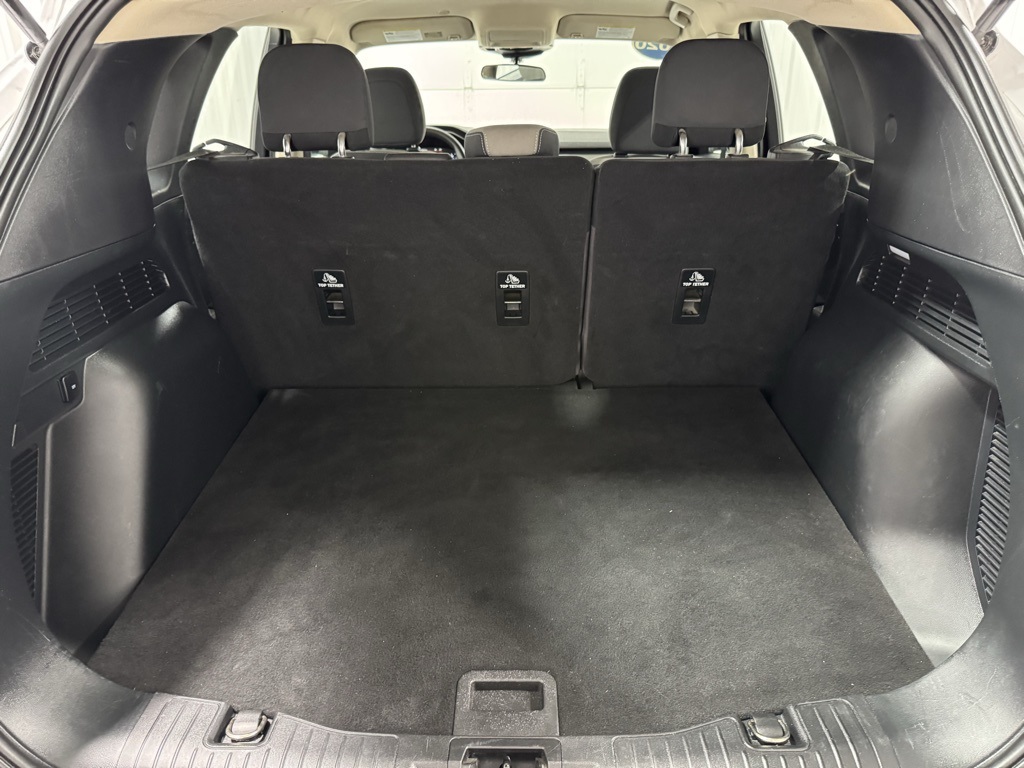 2020 Ford Escape S photo 17