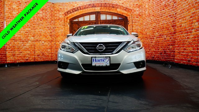 Used 2017 Nissan Altima SV with VIN 1N4AL3APXHC285878 for sale in Hartford, CT