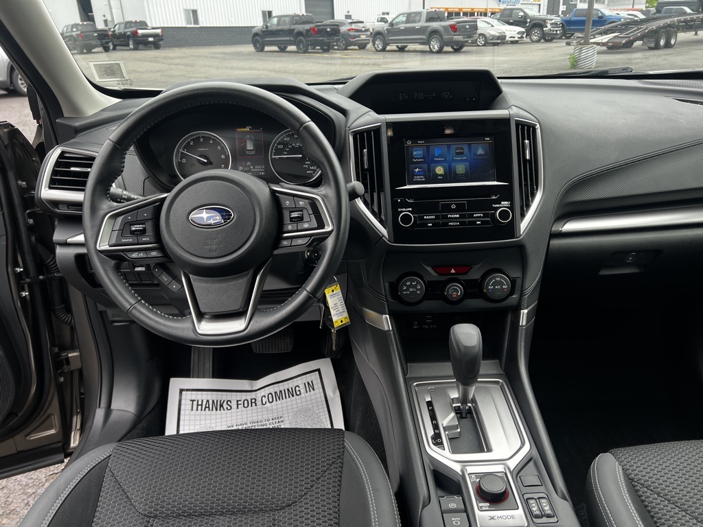 2020 Subaru Forester Premium photo 2