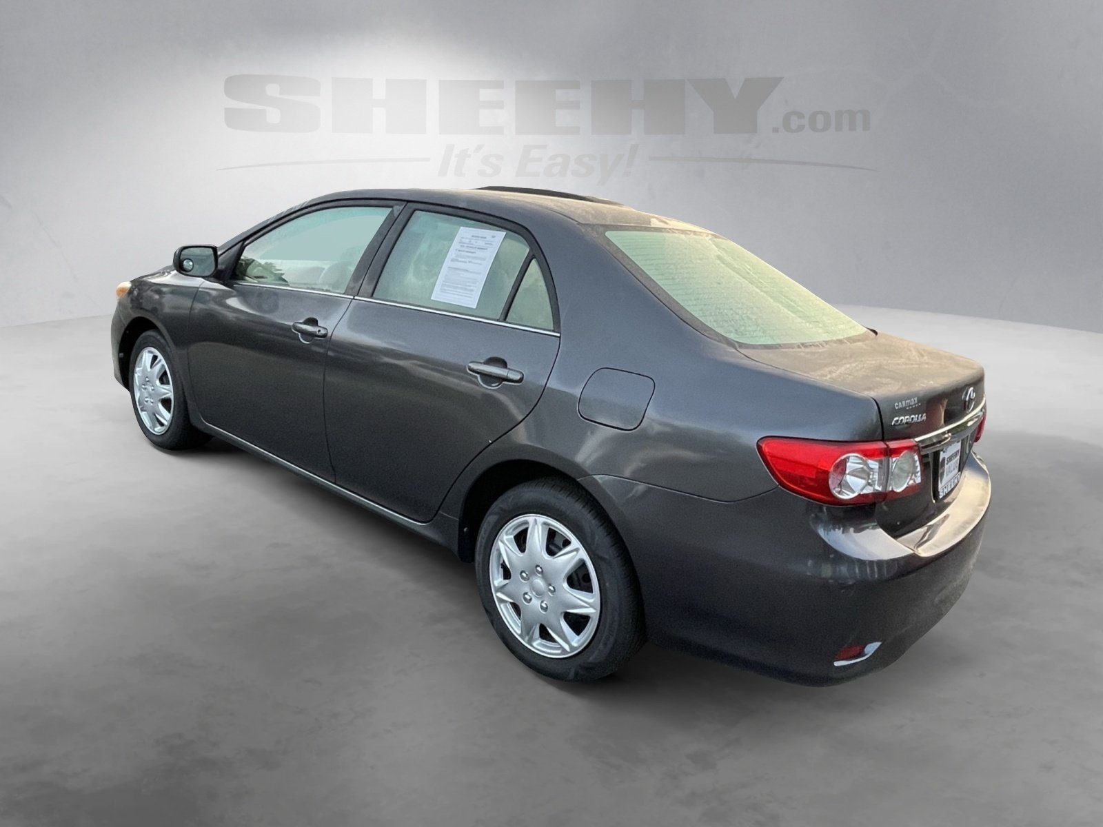 2013 Toyota Corolla LE photo 5