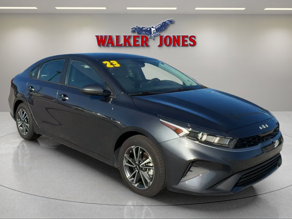 2023 Kia Forte LXS's photo