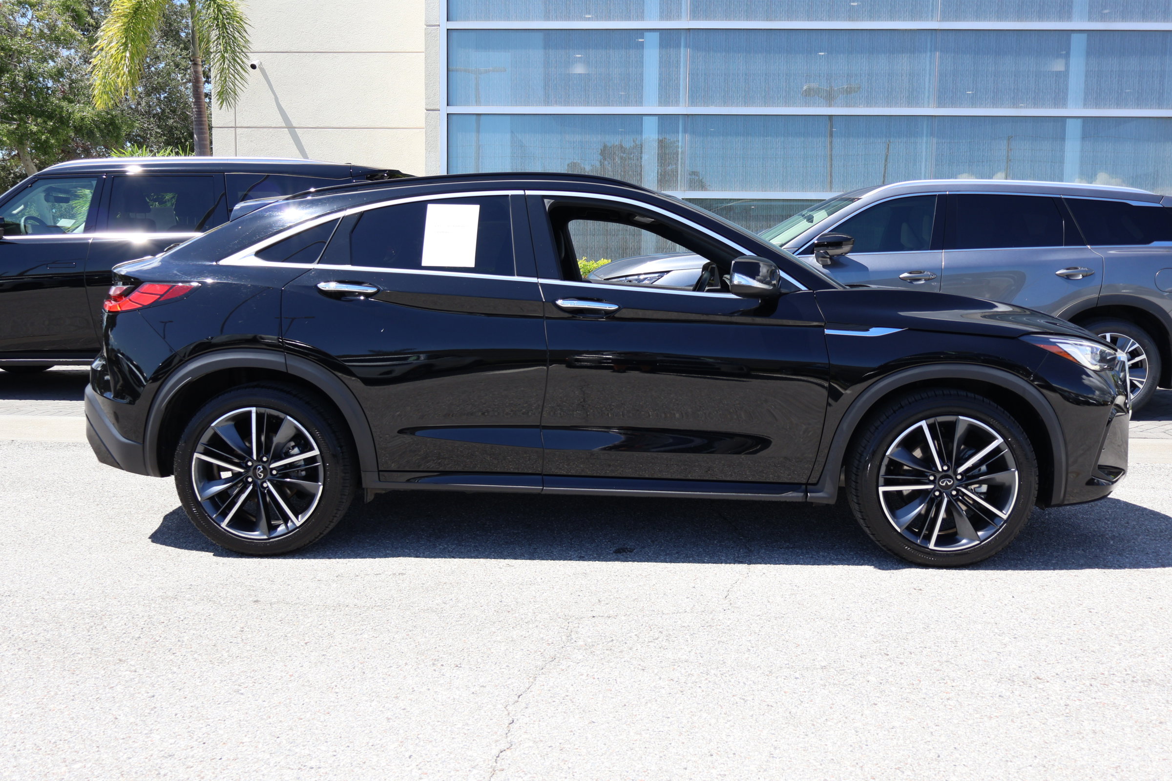 2024 Infiniti QX55 Luxe photo 10