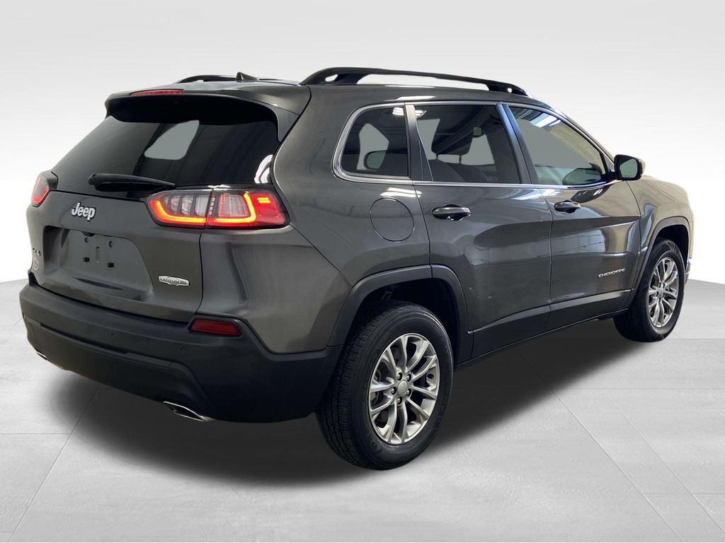 2022 Jeep Cherokee Latitude Lux photo 3