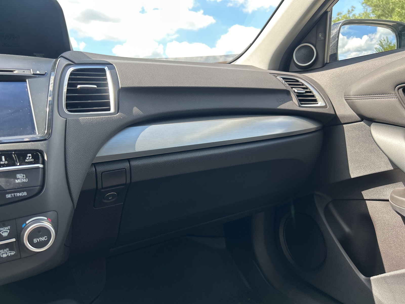 2016 Acura RDX Base photo 38