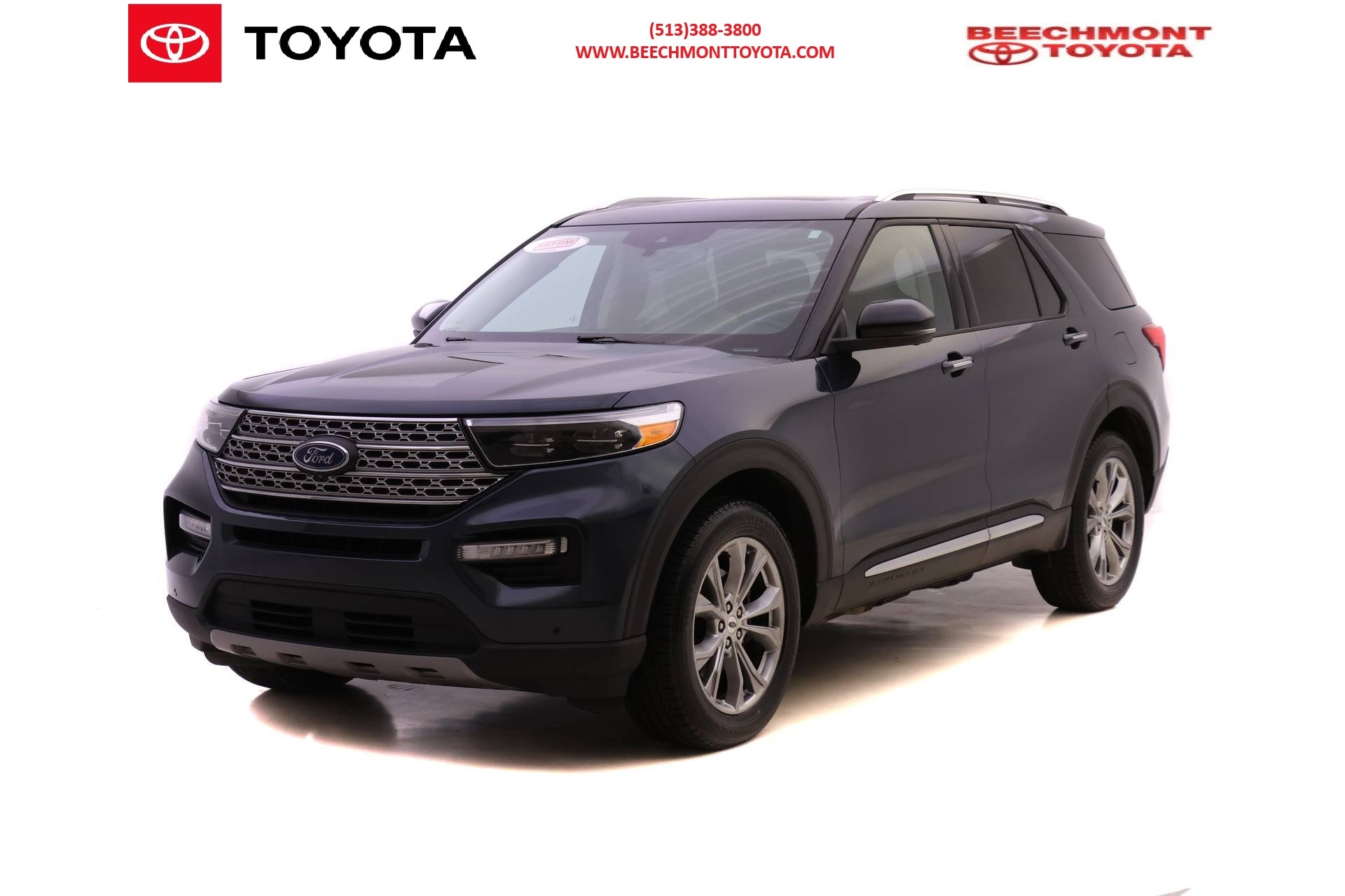 2022 Ford Explorer Limited's photo