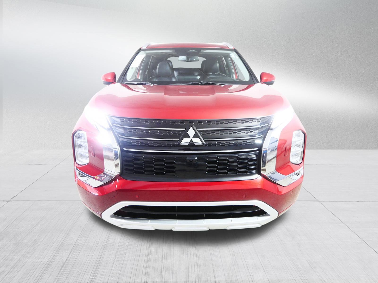 Used 2022 Mitsubishi Outlander SEL with VIN JA4J4VA82NZ043858 for sale in Brooklyn Center, Minnesota