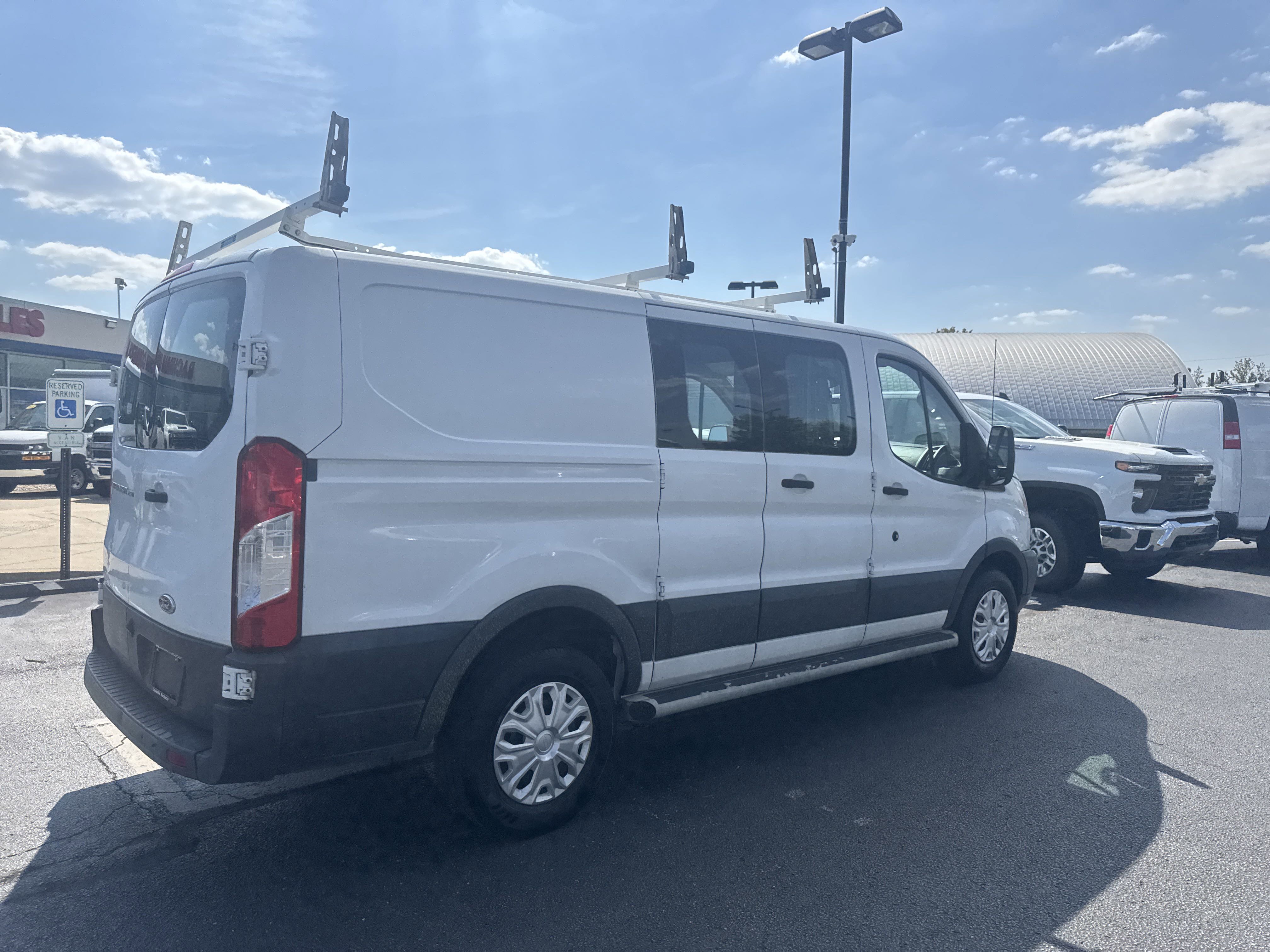 2017 Ford Transit Van photo 3