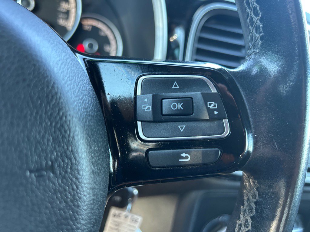 2014 Volkswagen Beetle 2.5L photo 20