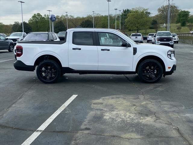 2025 Ford Maverick XLT photo 3