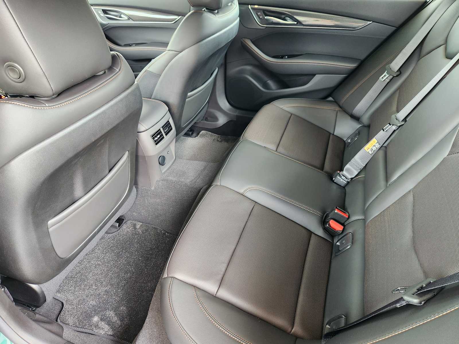 2026 Cadillac CT4 V photo 21