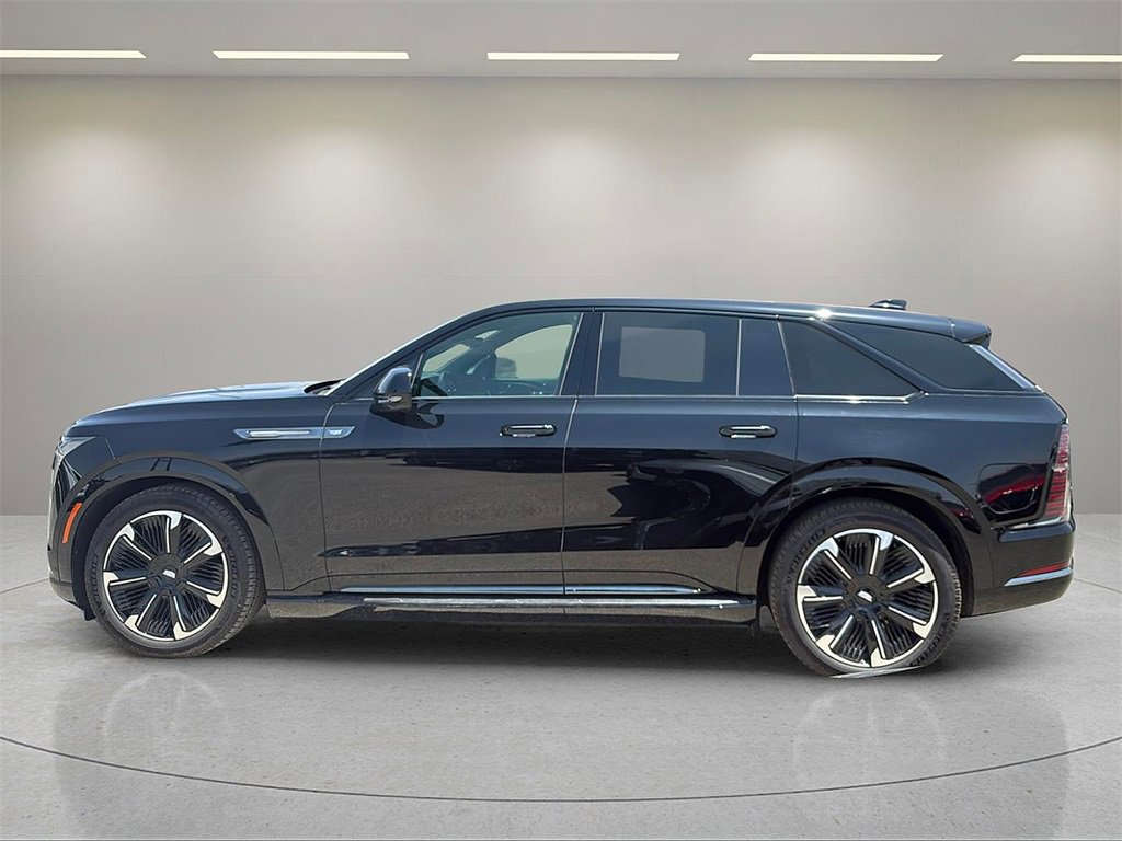 2025 Cadillac Escalade IQ Sport photo 2