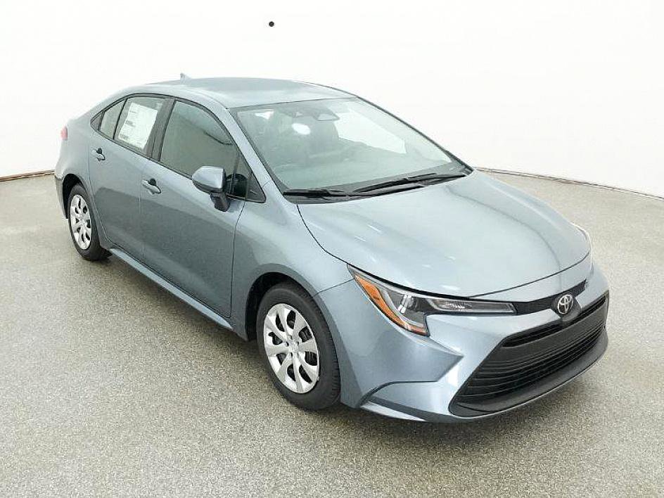 2025 Toyota Corolla LE photo 51
