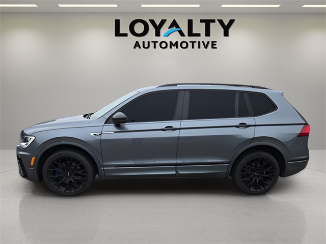 2021 Volkswagen Tiguan SE R-Line Black photo 2