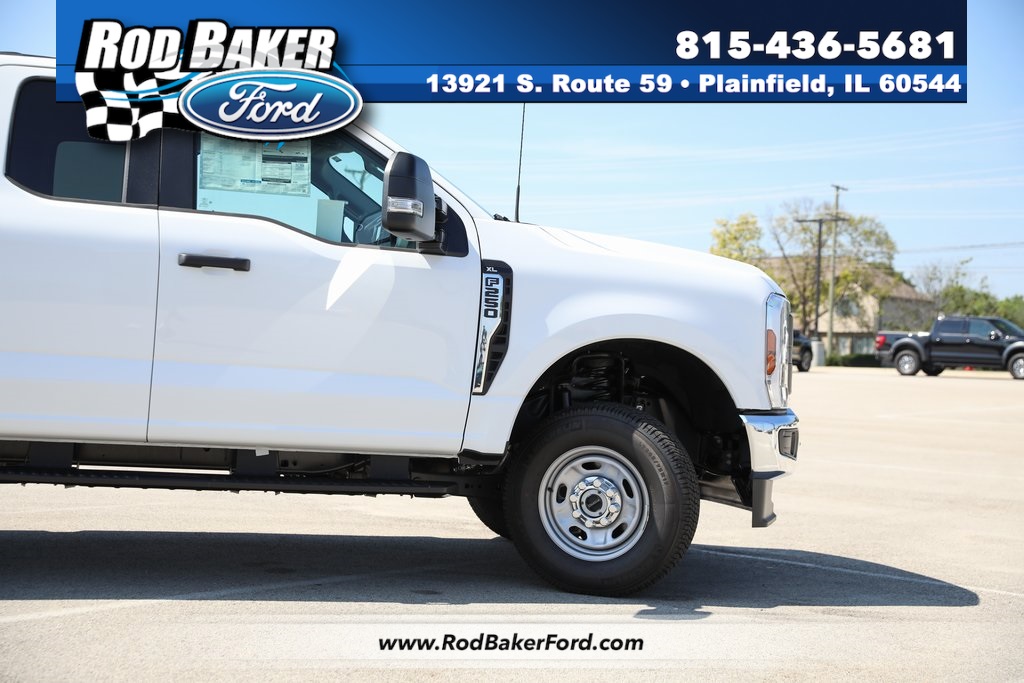 2025 Ford F-250 XL photo 5
