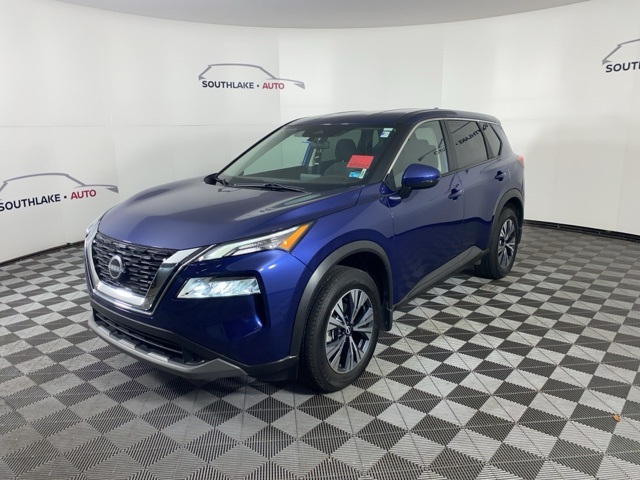 2022 Nissan Rogue SV photo 3