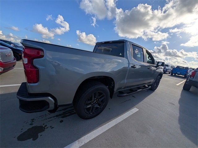 2026 Chevrolet Silverado 1500 Custom photo 13