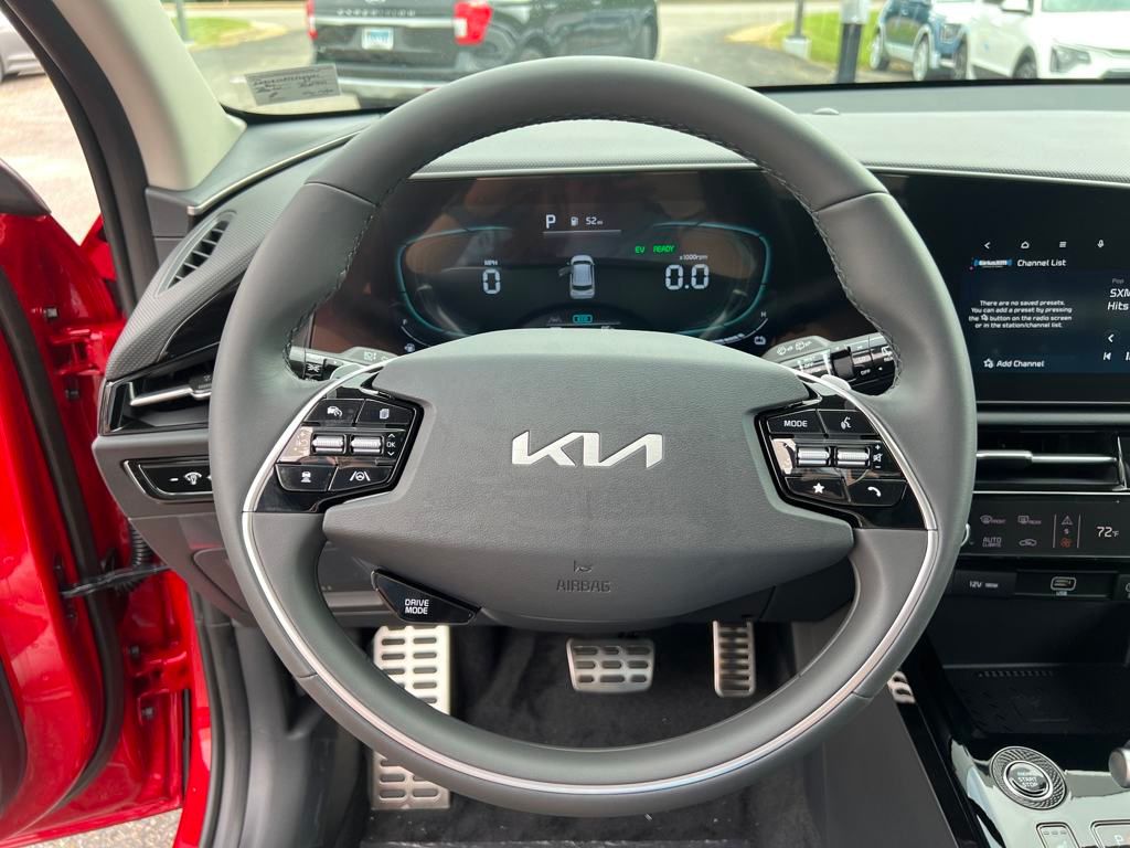 2025 Kia Niro EX Touring photo 15