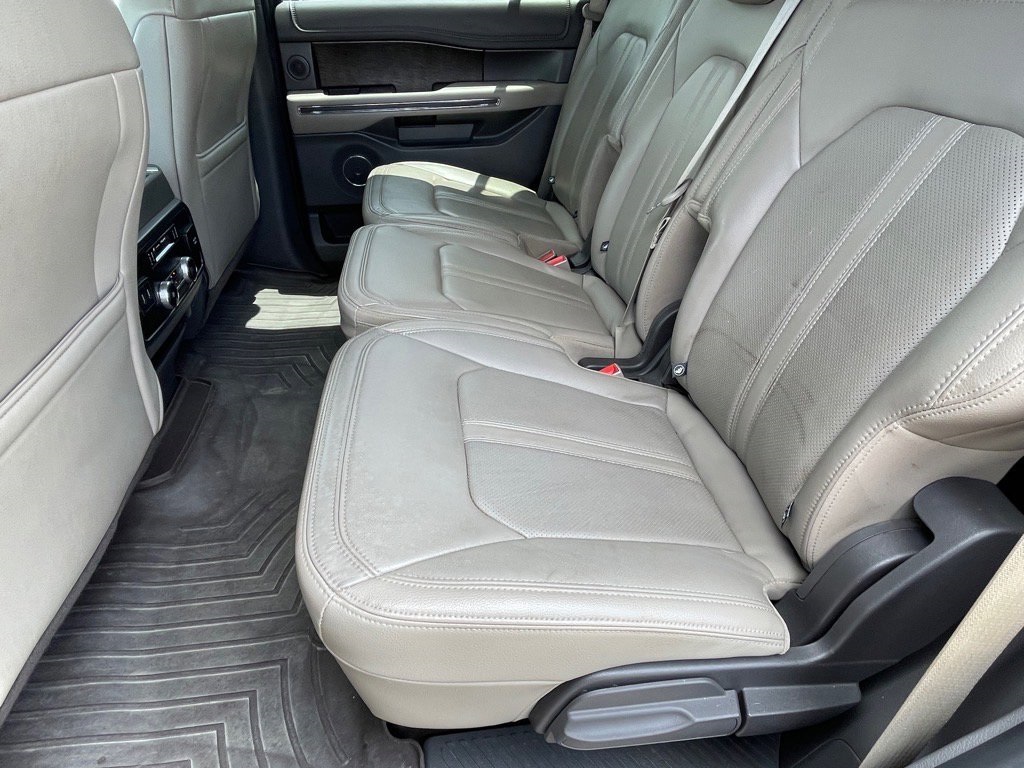 2019 Ford Expedition Limited photo 11