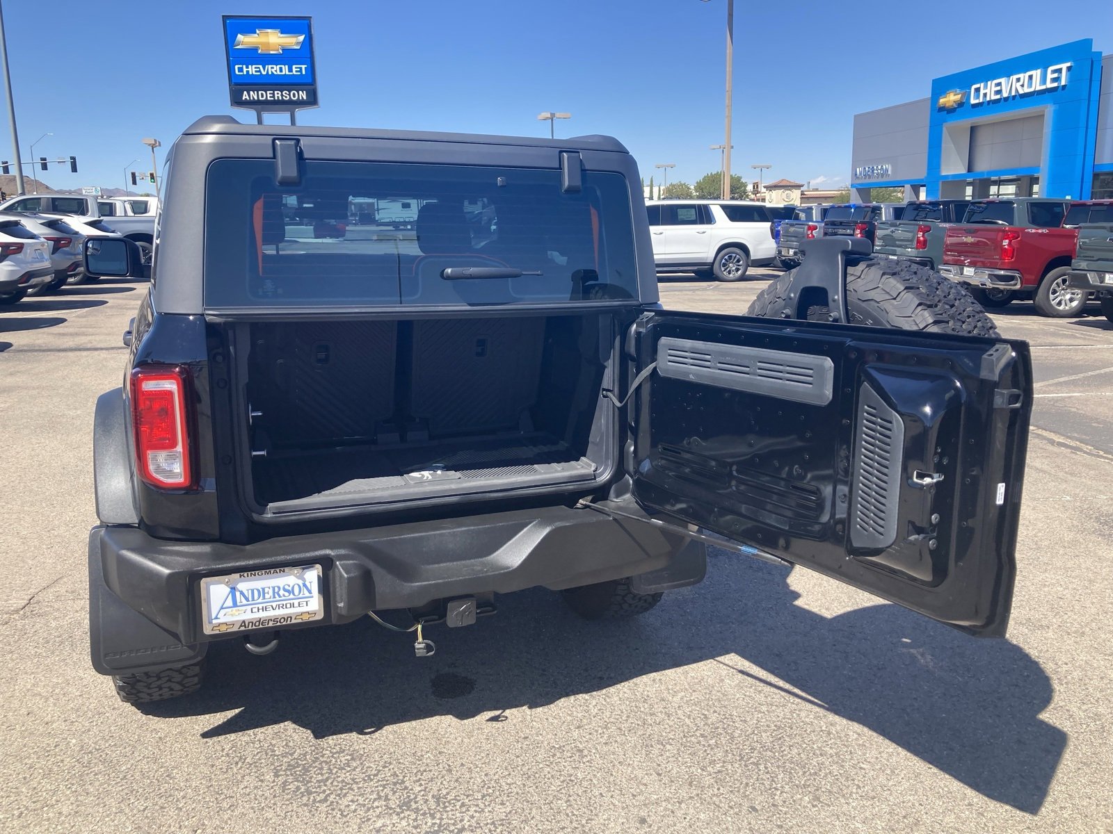 2023 Ford Bronco Base photo 31