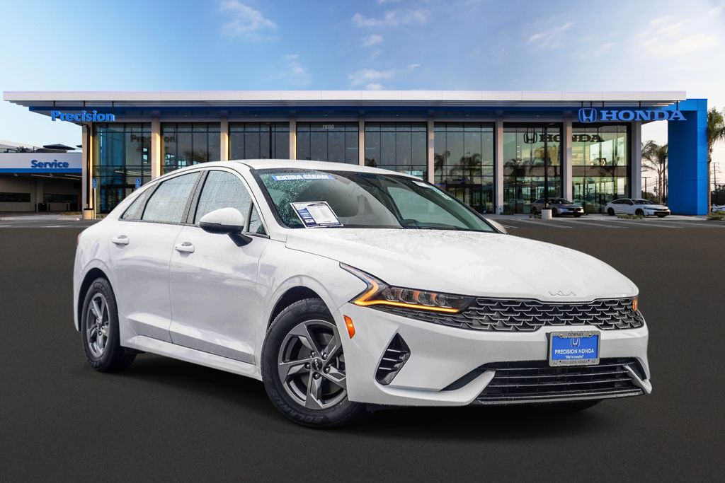 2023 Kia K5 LXS's photo