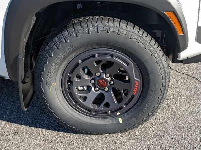 2025 Nissan Frontier Crew Cab PRO-4X photo 10
