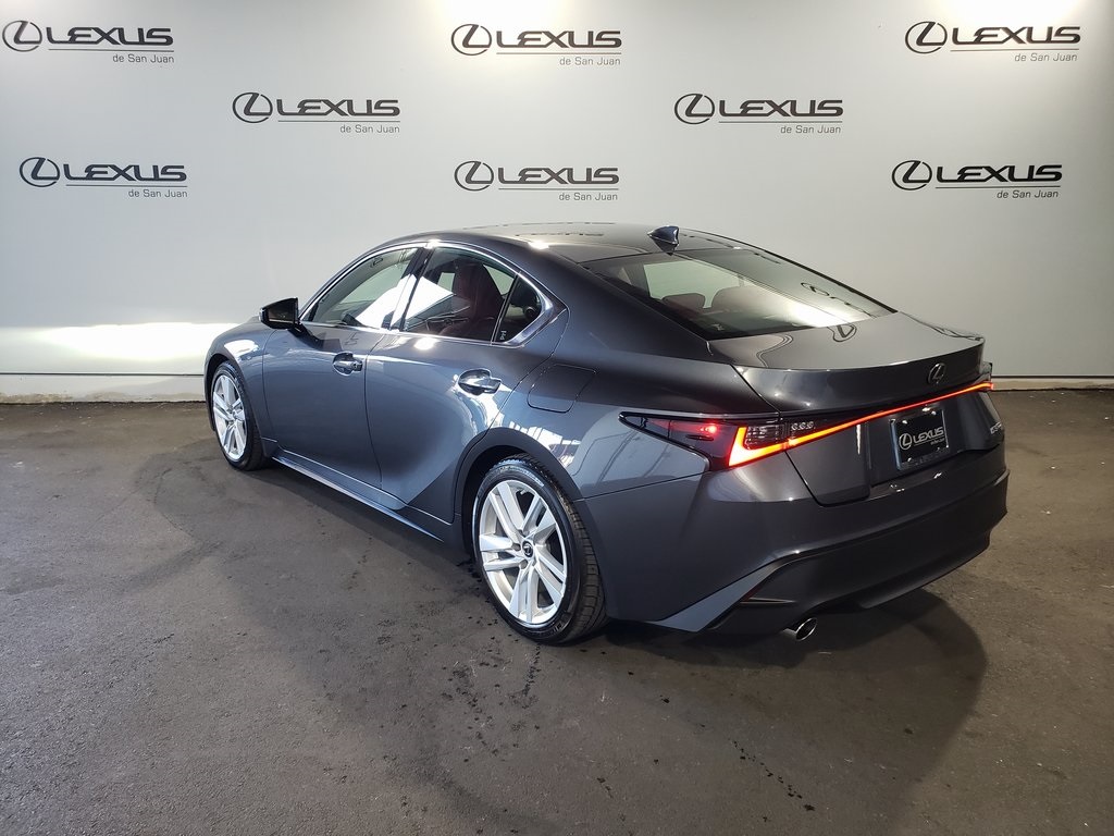 2025 Lexus IS 300 photo 8