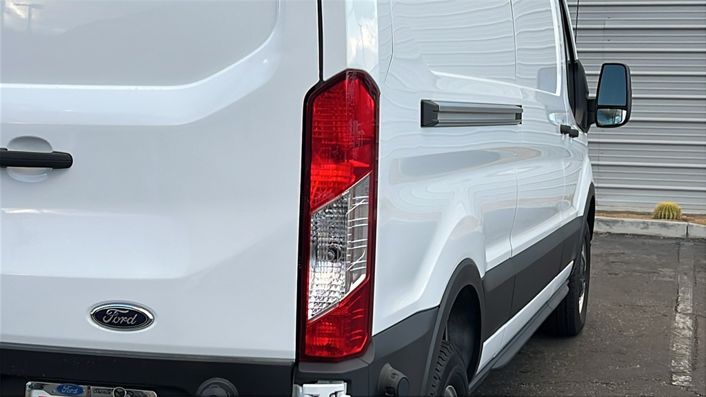 2024 Ford Transit photo 9