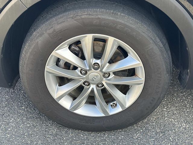 2016 Kia Sorento LX photo 3