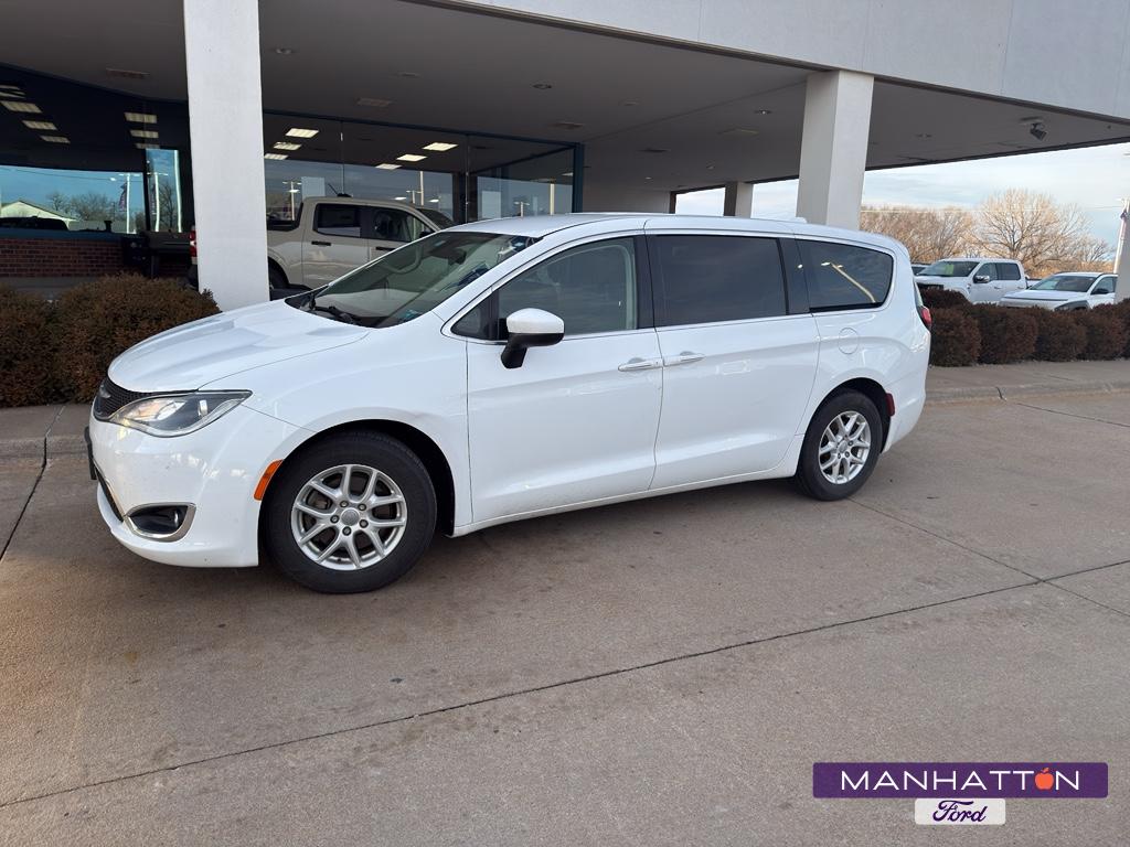 2017 Chrysler Pacifica Touring Plus