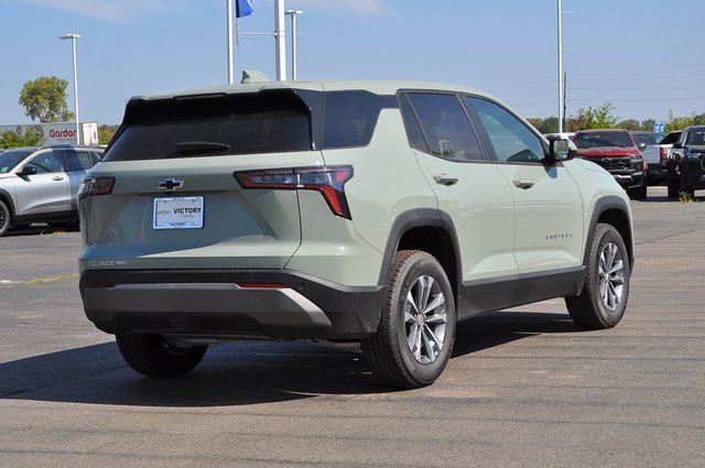 2026 Chevrolet Equinox LT photo 3