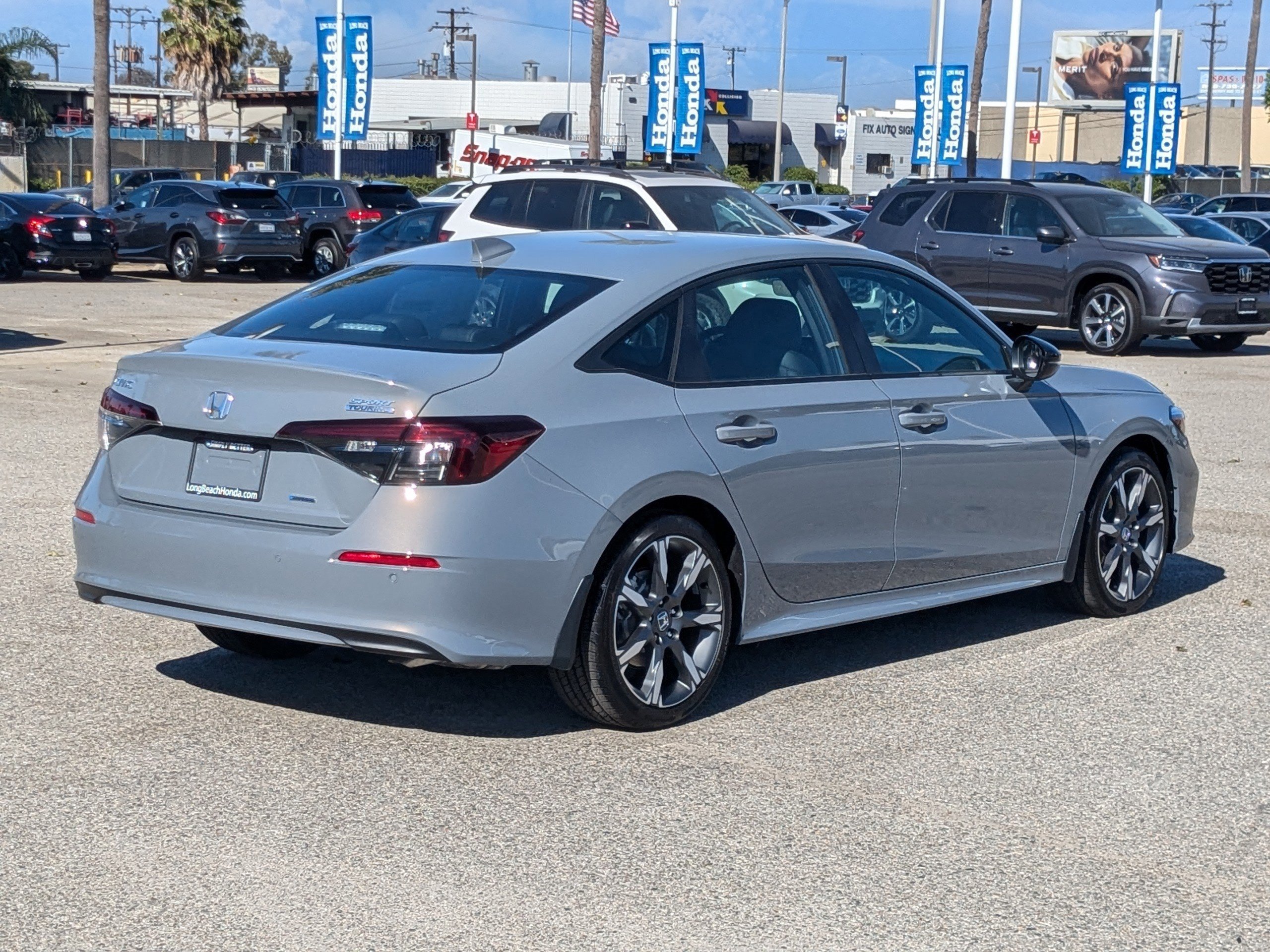 2025 Honda Civic Hybrid Sport Touring photo 3