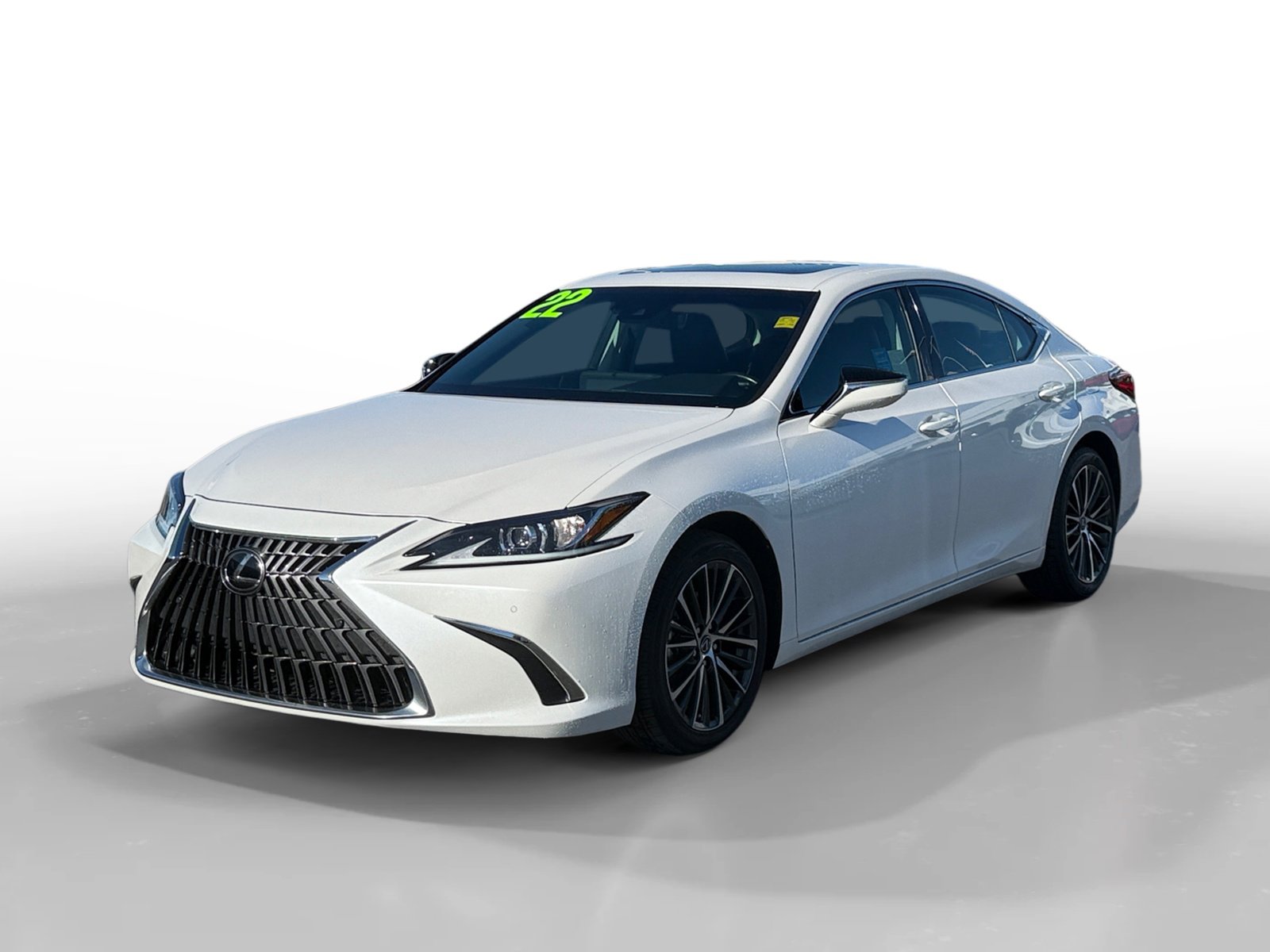 2022 Lexus ES 350's photo