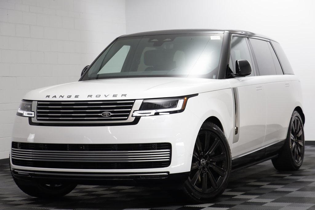 2025 Land Rover Range Rover SV's photo