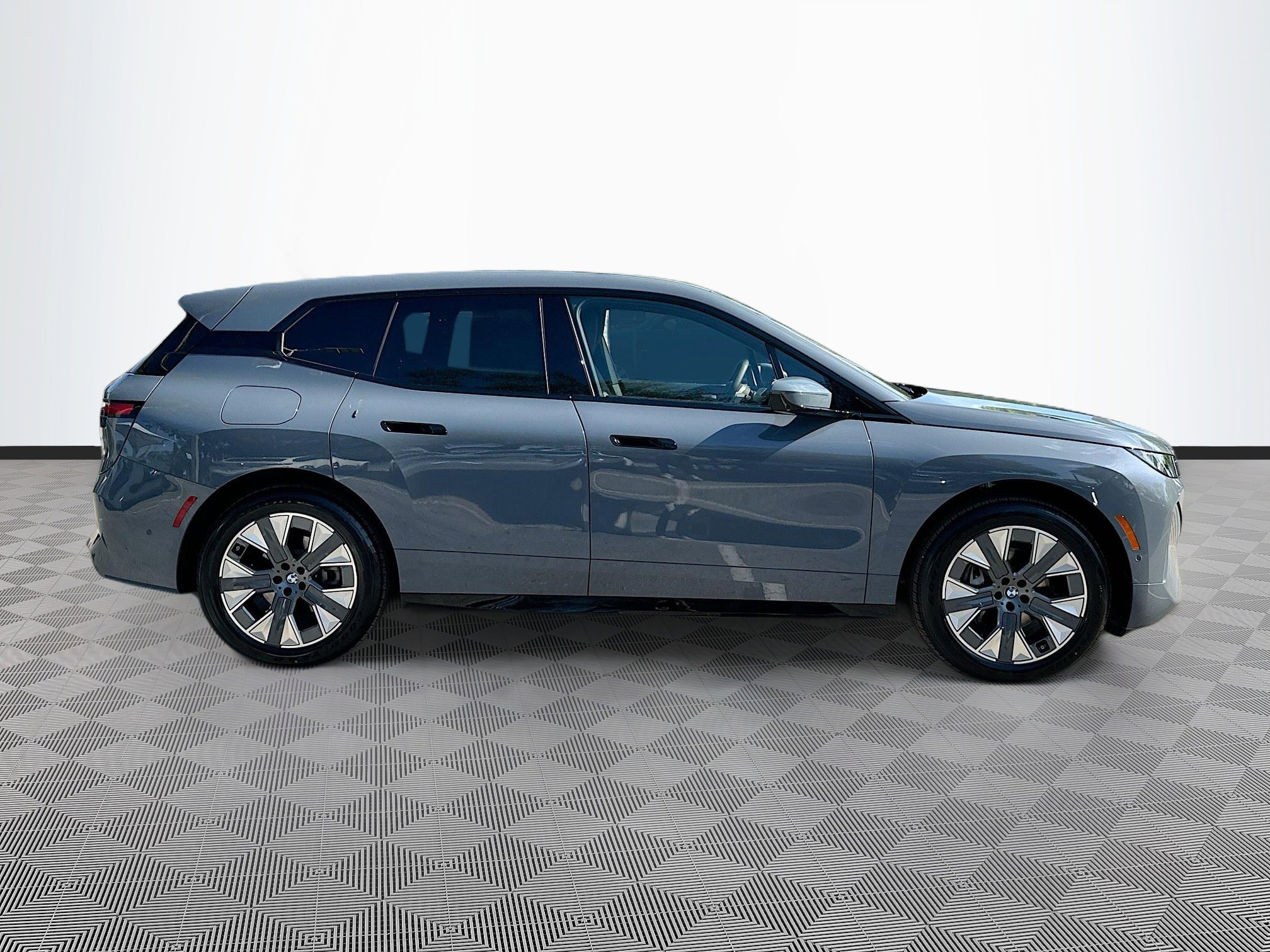 2026 Bmw iX photo 8