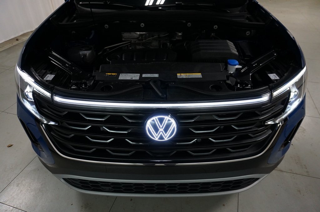 2025 Volkswagen Atlas Cross Sport SE Technology photo 28