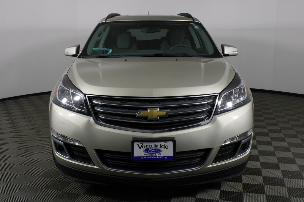 Used 2013 Chevrolet Traverse 2LT with VIN 1GNKRJKD7DJ225558 for sale in Mitchell, SD