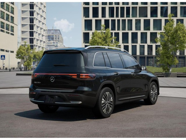 2025 Mercedes Benz EQB photo 21