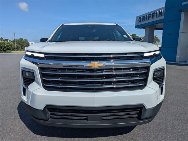 2025 Chevrolet Traverse photo 8