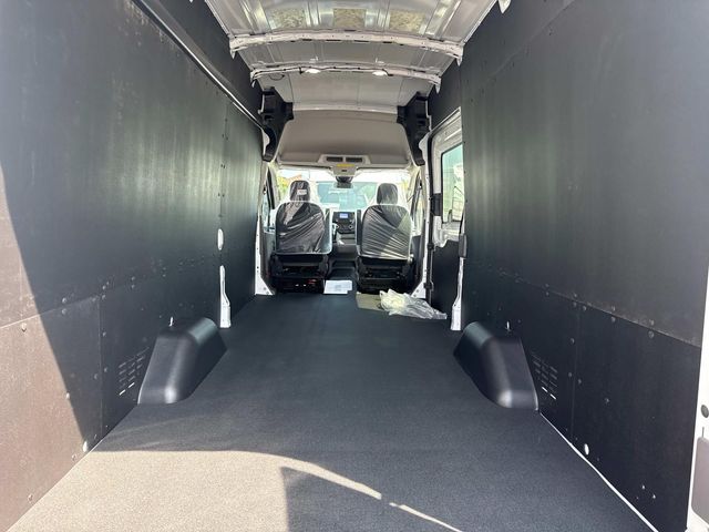 2025 Ford Transit photo 3